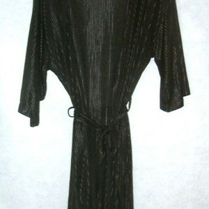 Frederick's of Hollwood Black Robe One Size   NWT